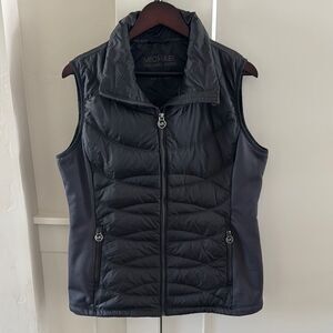 Michael Kors Women’s Size L Gray Quilted Puffer Vest Casual Outdoors Wear EUC
